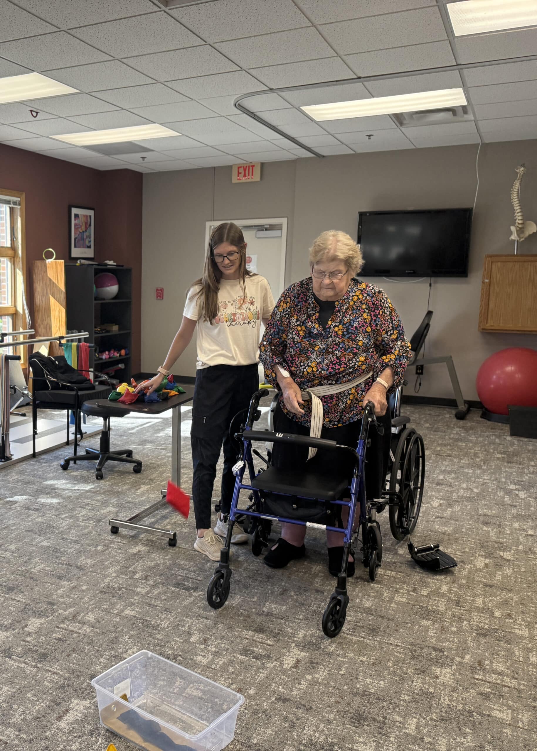 resident recieving physical therapy services